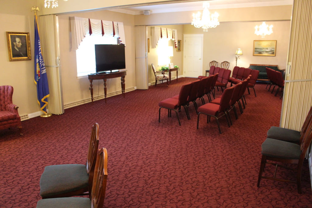 Huehns Funeral Home, Inc. & Door County Crematory LLC Sturgeon Bay