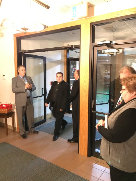 Holiday Service of Remembrance. Hope Memorial Chapel Biddeford ME