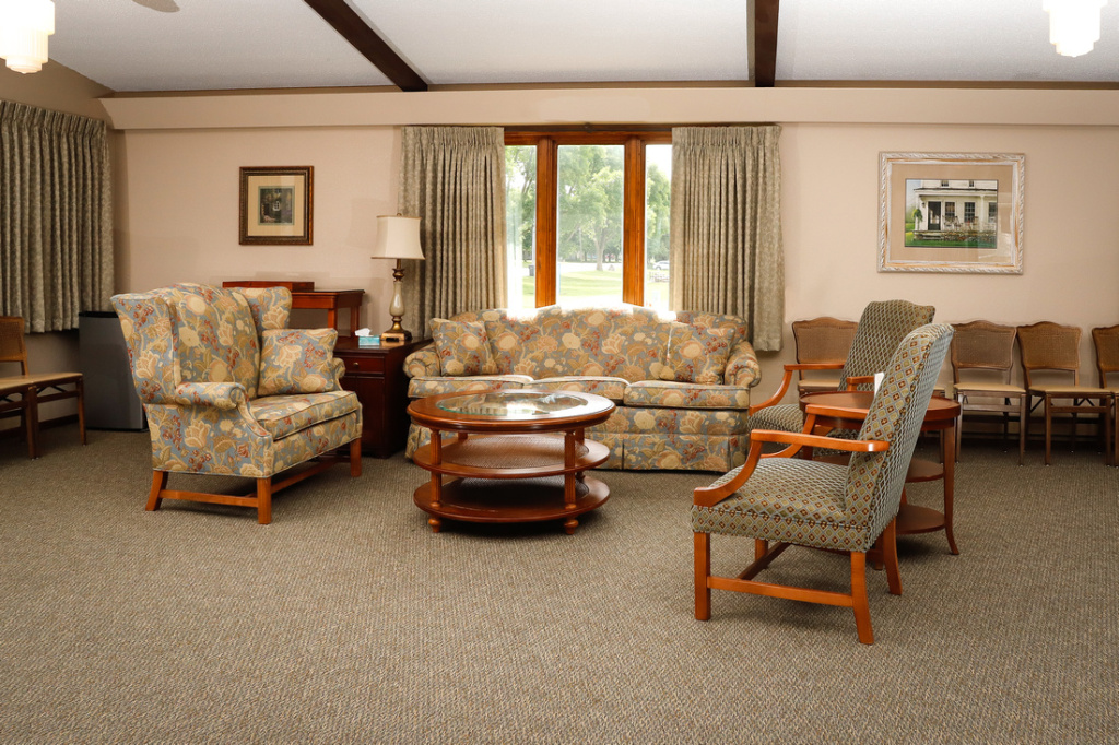 Kerkhoven Harvey Anderson & Johnson Funeral Home Willmar MN funeral