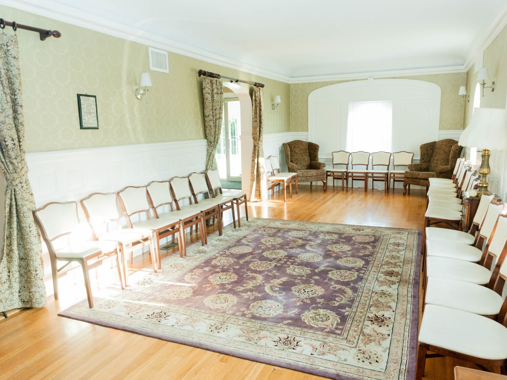 Our Funeral Facility in Quincy, MA HamelLydon Chapel & Cremation