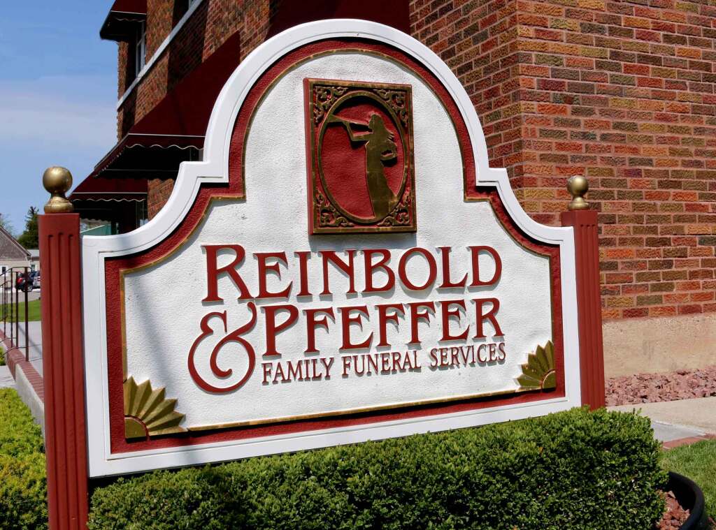 Reinbold & Pfeffer Family Funeral Services Lakeshore Family Funeral