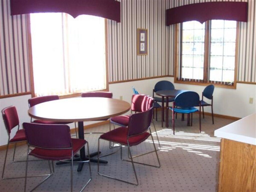 West Chapel Location Lenmark Gomsrud Linn Funeral & Cremation