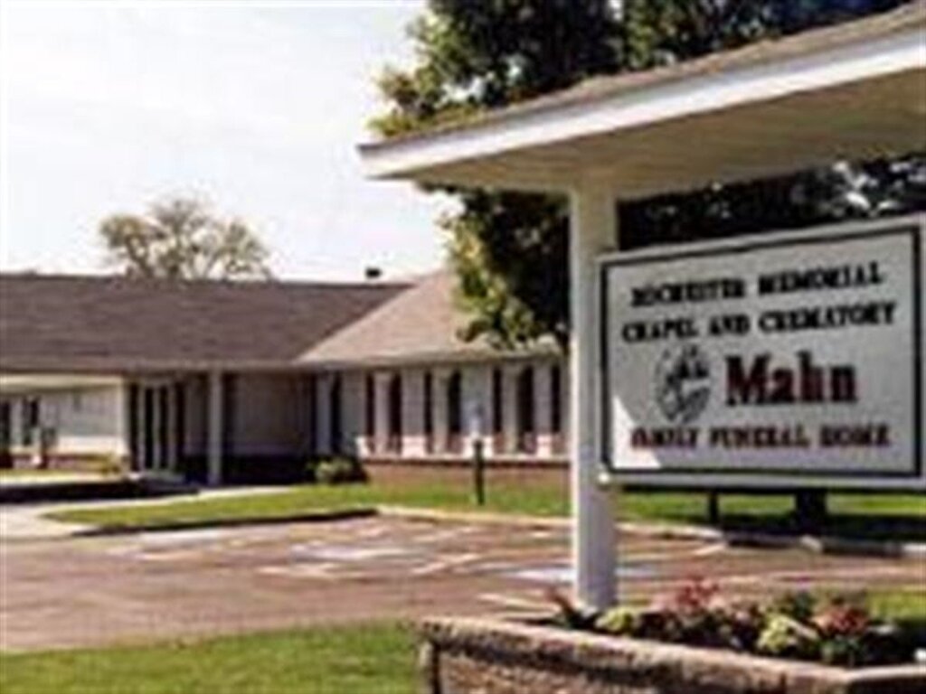 Rochester Chapel Mahn Family Funeral and Cremation Services Red