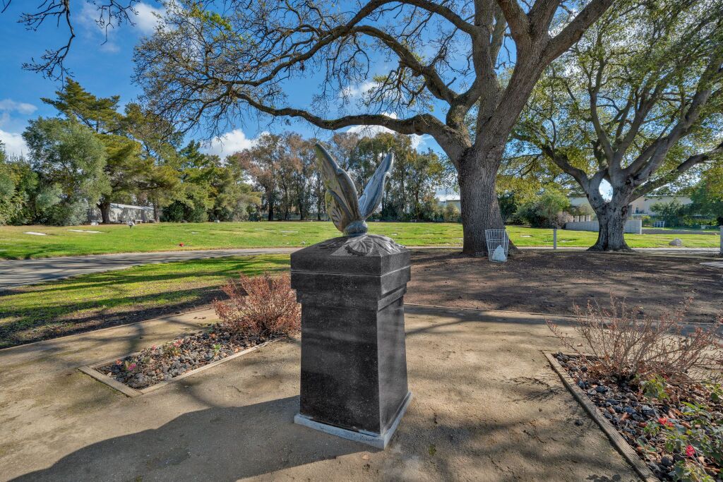 Memory Gardens Cemetery | Concord CA funeral home and cremation