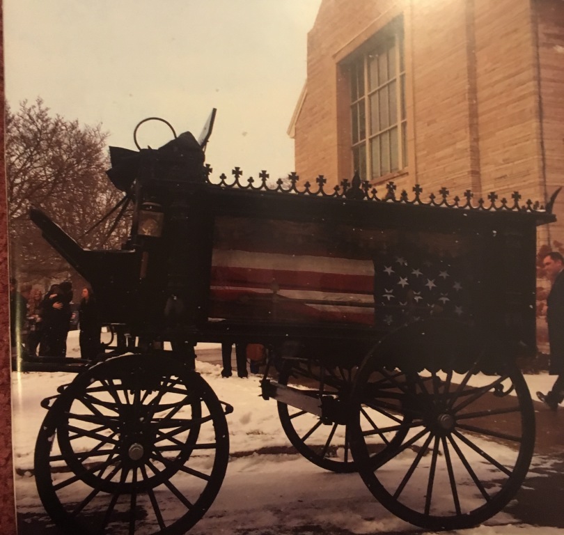 We offer horse drawn processions.