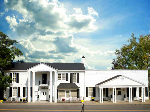 Our Facilities Stotts Phelps Mcqueary Funeral Home Columbia Ky Funeral Home And Cremation
