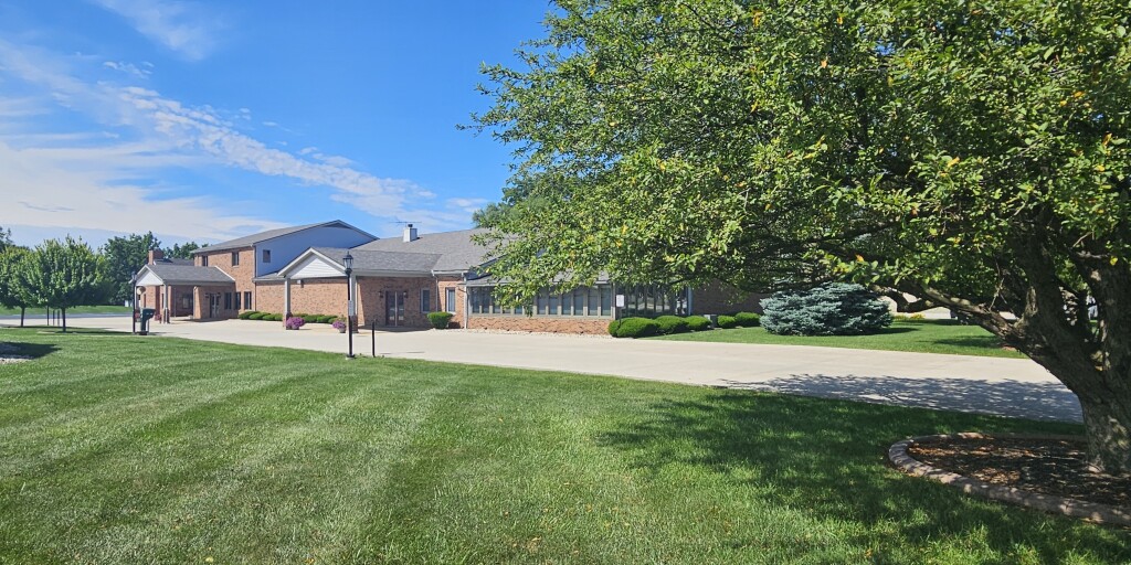 Sujkowski Funeral Home Northpointe Entrance and Grounds