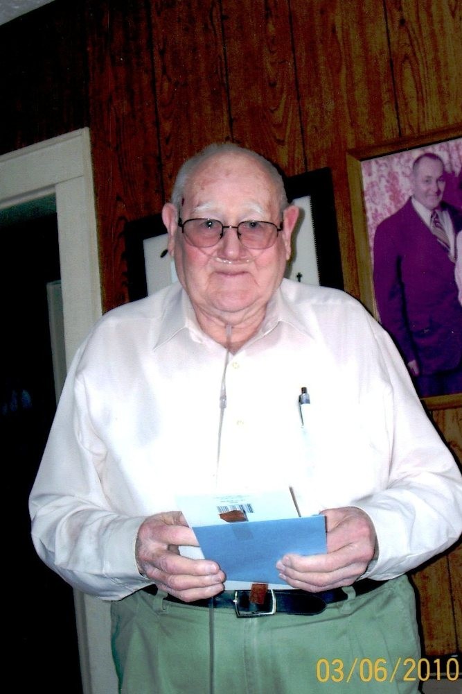 Obituary for Rev. Roy Hogan (Photo album)