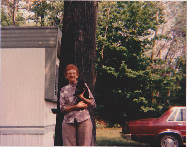 (Great) Aunt Bets - around 1984/85