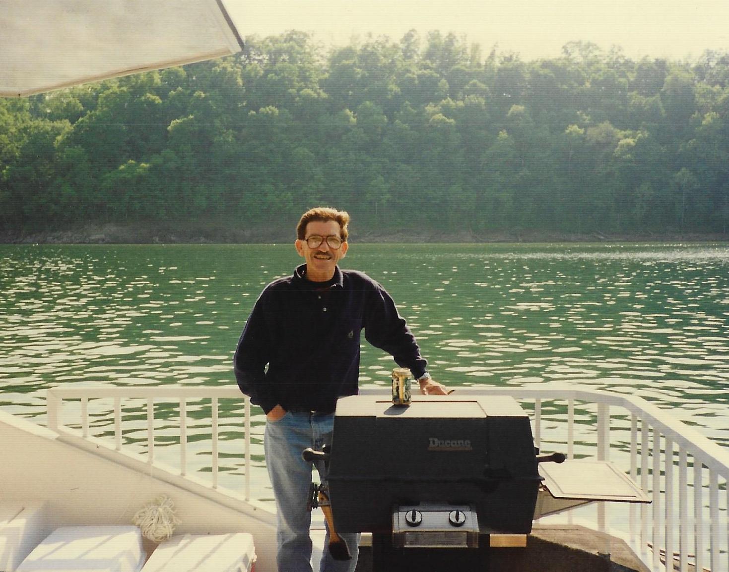 Lake Cumberland House Boat