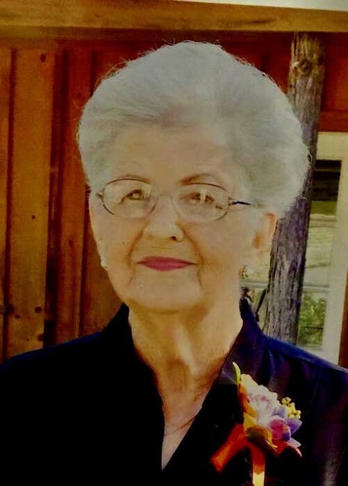 Obituary for Barbara "Bobbie" J. (Peterson) Henderson Riemann Family