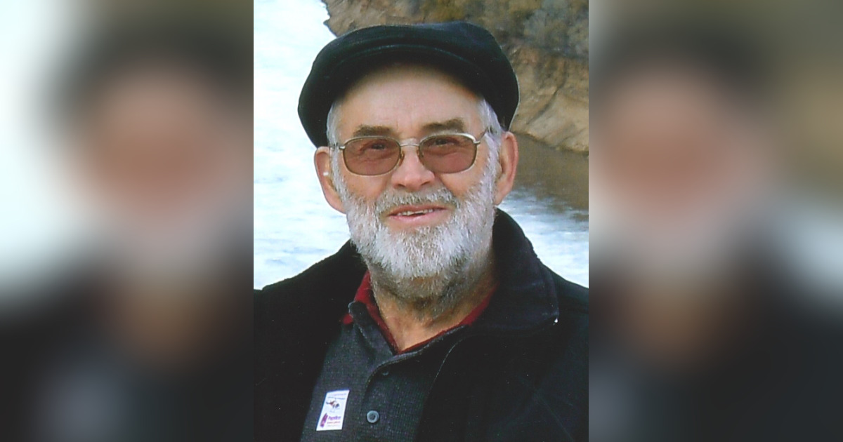 Lloyd Oberly Obituary May 29, 2022 Snyder & Hollenbaugh Funeral