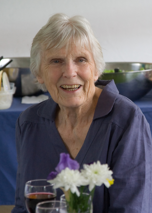 Elizabeth Bassett Obituary October 13, 2022 Alan R. Barker Funeral Home & Chapel Inc