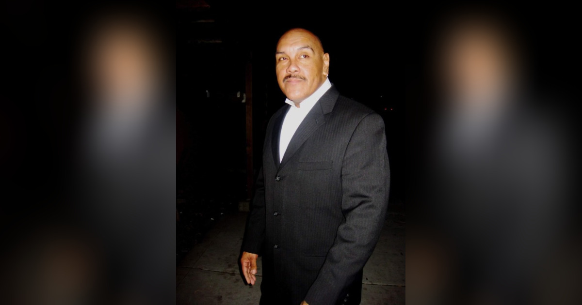 Steven Rocha Obituary November 25, 2022 Zapata Funeral Home