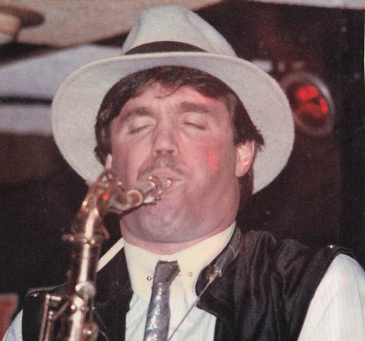 Obituary for Frank Dana Medeiros Driscoll Funeral Home & Cremation