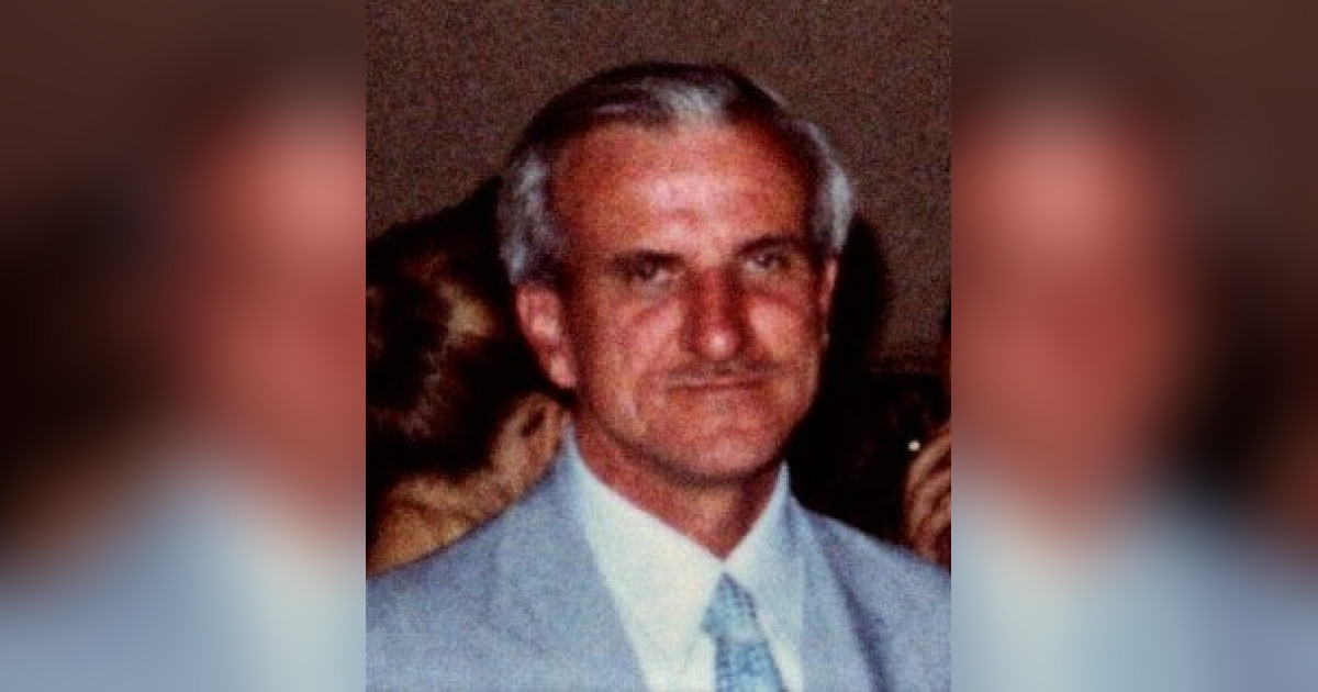 Jerry Holowka Obituary May 21, 2022 Wessels & Wilk Funeral Home Pleasant Ridge, MI