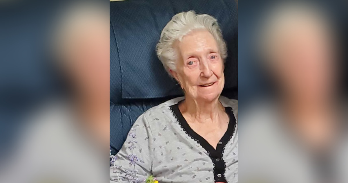 Obituary for Helen Jean (Wood) Newland CampbellPlumlyMilburn