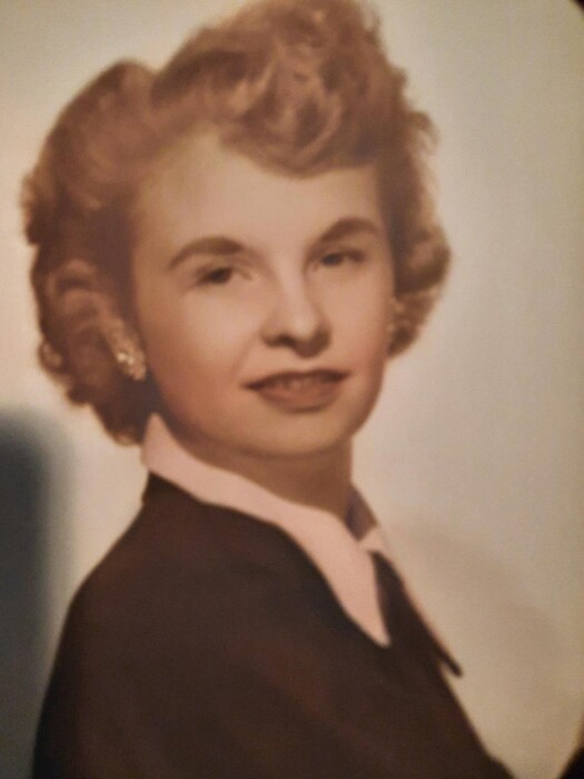 Obituary for Wanda Faye McDuff Elgin Funeral Home