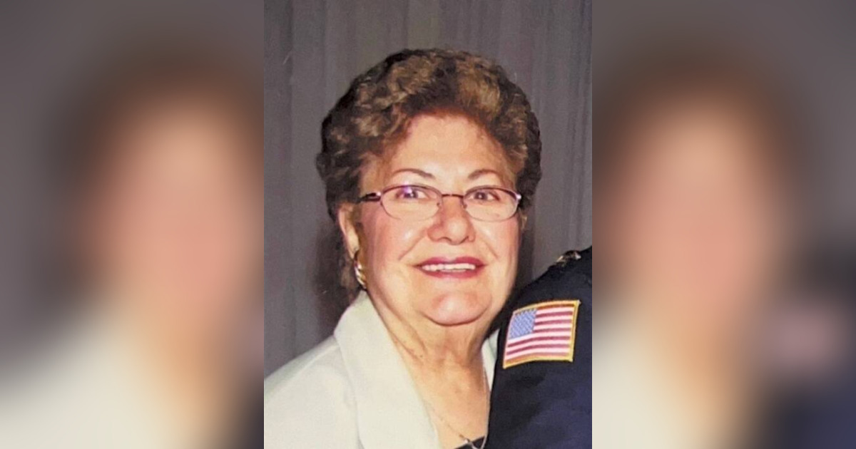 Obituary for Victoria Yannuzzi Leonardis Memorial Home