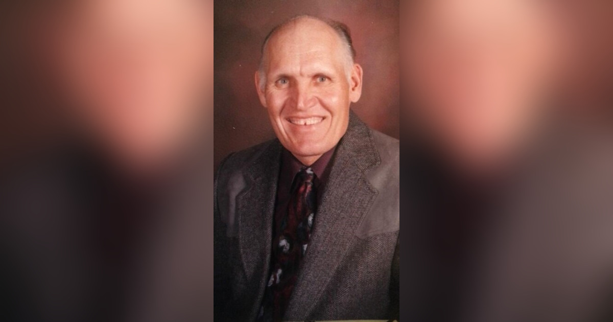 Obituary for Garret Peterson | Chamberlain Chapel