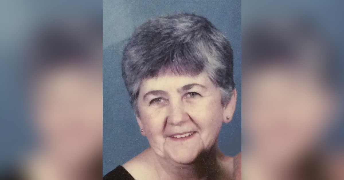 Wanda Holowaty Obituary September 3, 2023 Bowers Funeral Service Revelstoke, BC