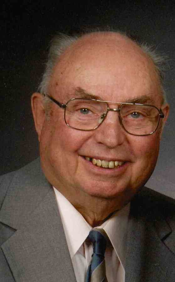 Obituary for Charles E. Pennock Sr. Bruce Funeral Homes