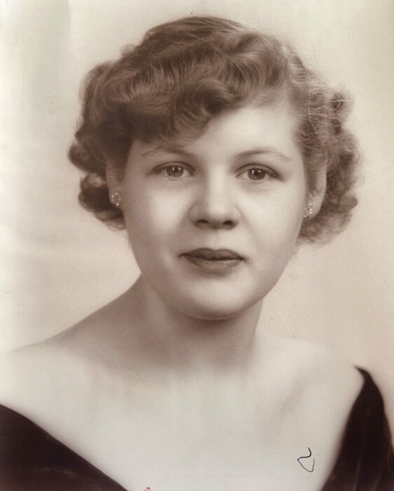 Obituary for Ruth Woodall Springfield Memorial Gardens