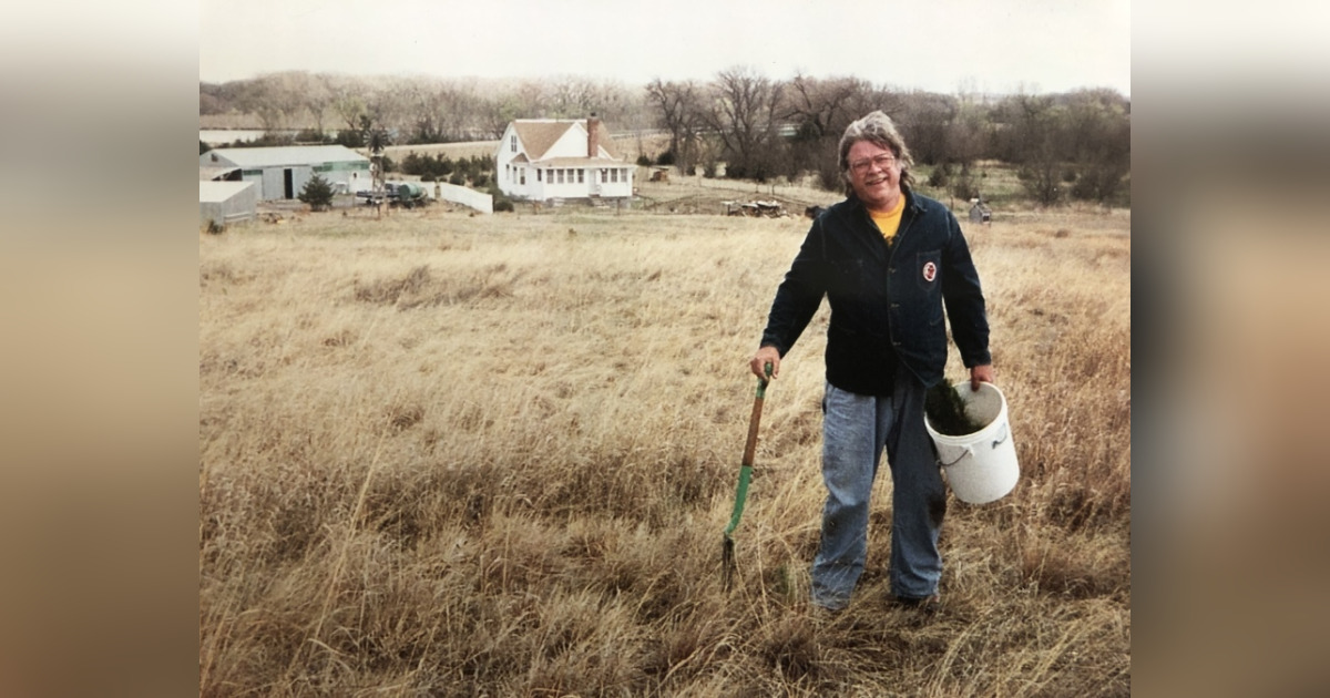 Roger Welsch Obituary September 30, 2022 St. Paul, NE