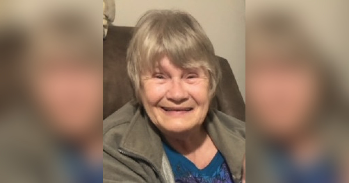 Obituary for Michele Collette (Lloyd) Martin Sharp Funeral Home