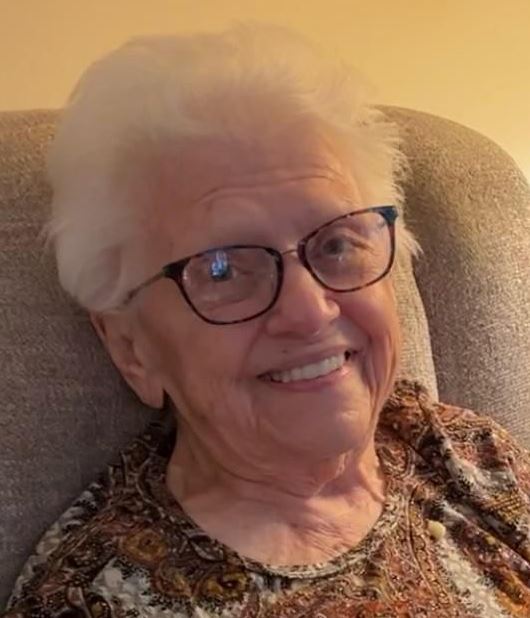 Elmira Lauer Obituary Dec 9, 2023 Dover, PA