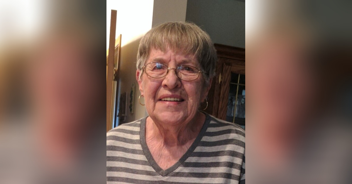 Diane "Dee" Hoffer Obituary April 17, 2022 Carlsen Funeral Home and Crematory Aberdeen, SD