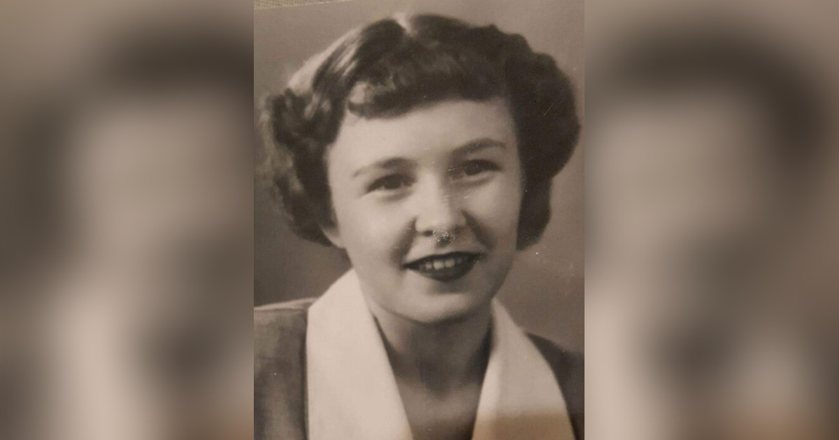 Obituary for Beverly Ann Wright Carlsen Funeral Home and Crematory