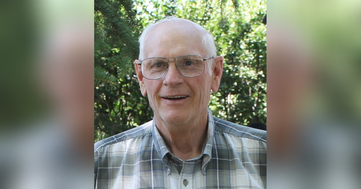 Obituary for Merlyn Ralph Wookey Carlsen Funeral Home and Crematory