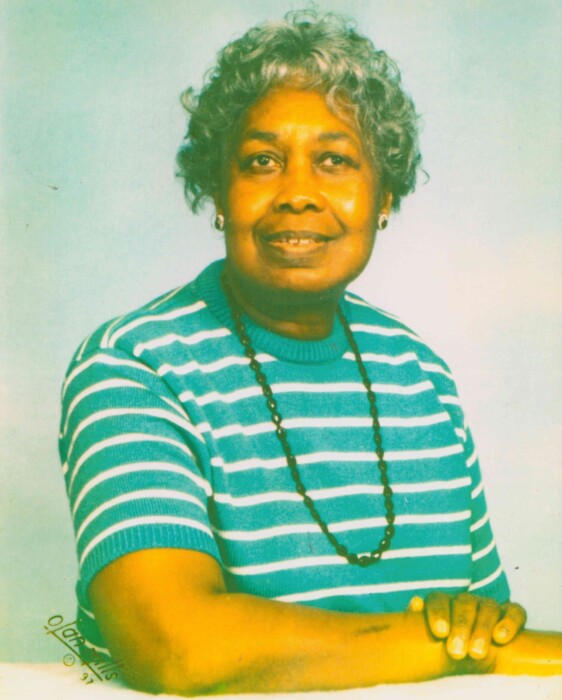 Obituary for Elnora Heck September 24, 2023 Knotts Funeral Home