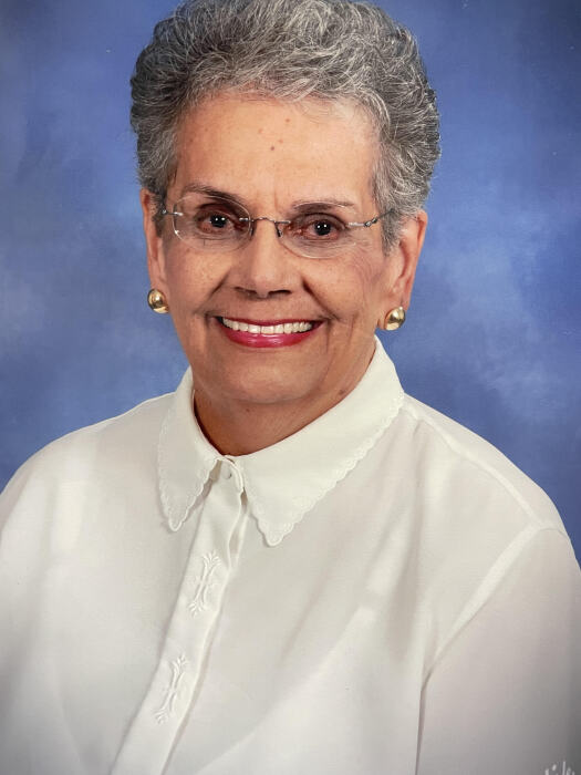 Jeanne Hollis Obituary September 29, 2023 Bentley and Sons Funeral