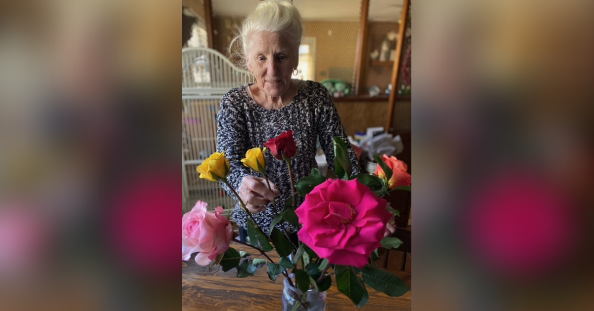 Edwinna Winnie Direnzo