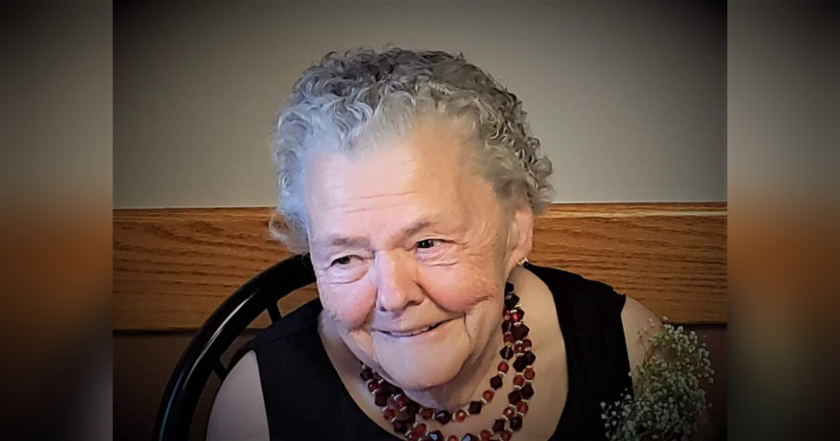 Obituary for Marvyn (Brown) Robertson Redpath Funeral Home