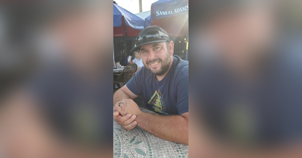 Obituary for Michael James Daniels GagnePiechowski Funeral Home