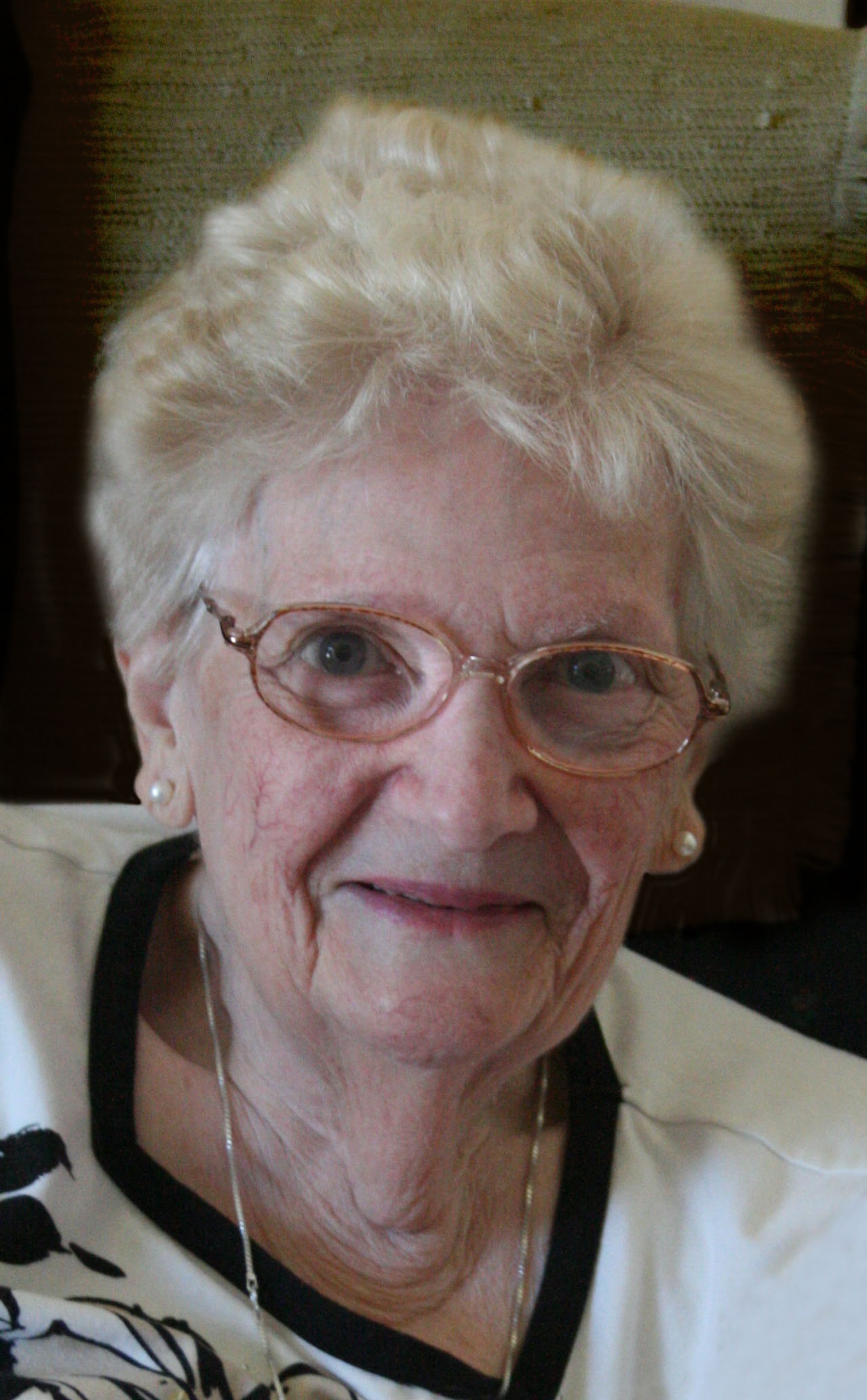 Obituary for Ruth E (Bell) McGowan | David M. Myers Funeral & Cremation