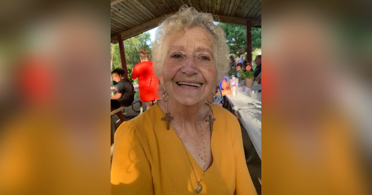 Dorothy "Dottie" Hunt