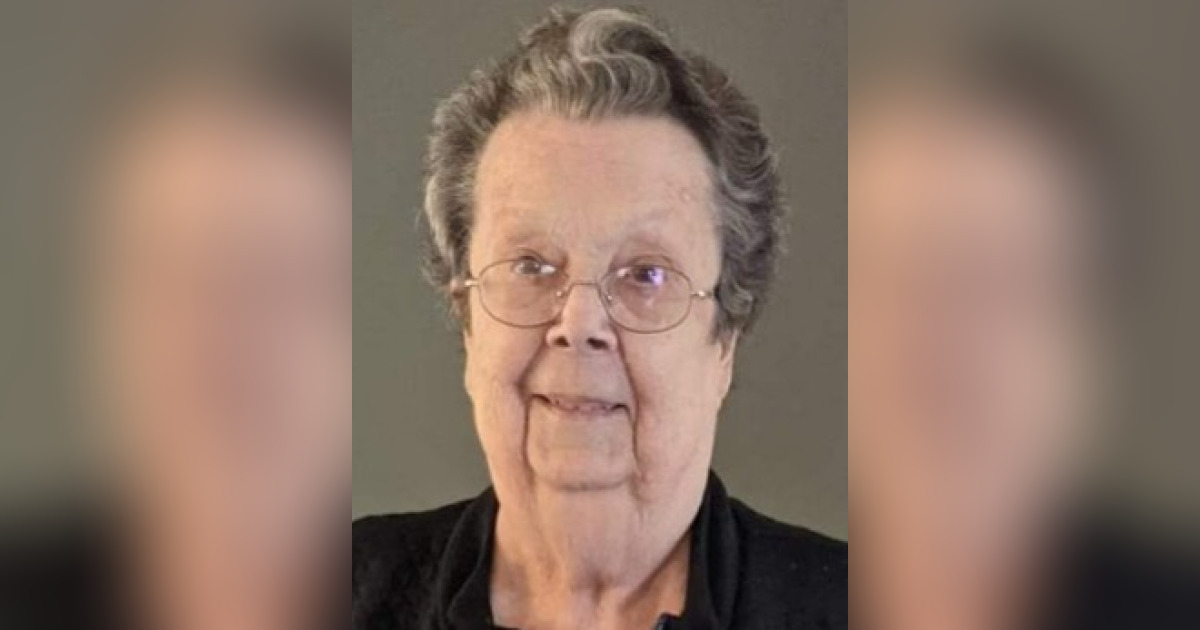 Obituary for Frances Doxsee Van Hoe Funeral Home, Inc