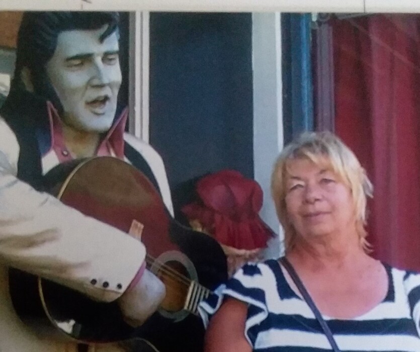 Obituary for Roxanne (Hines) Van Hoe Funeral Home, Inc