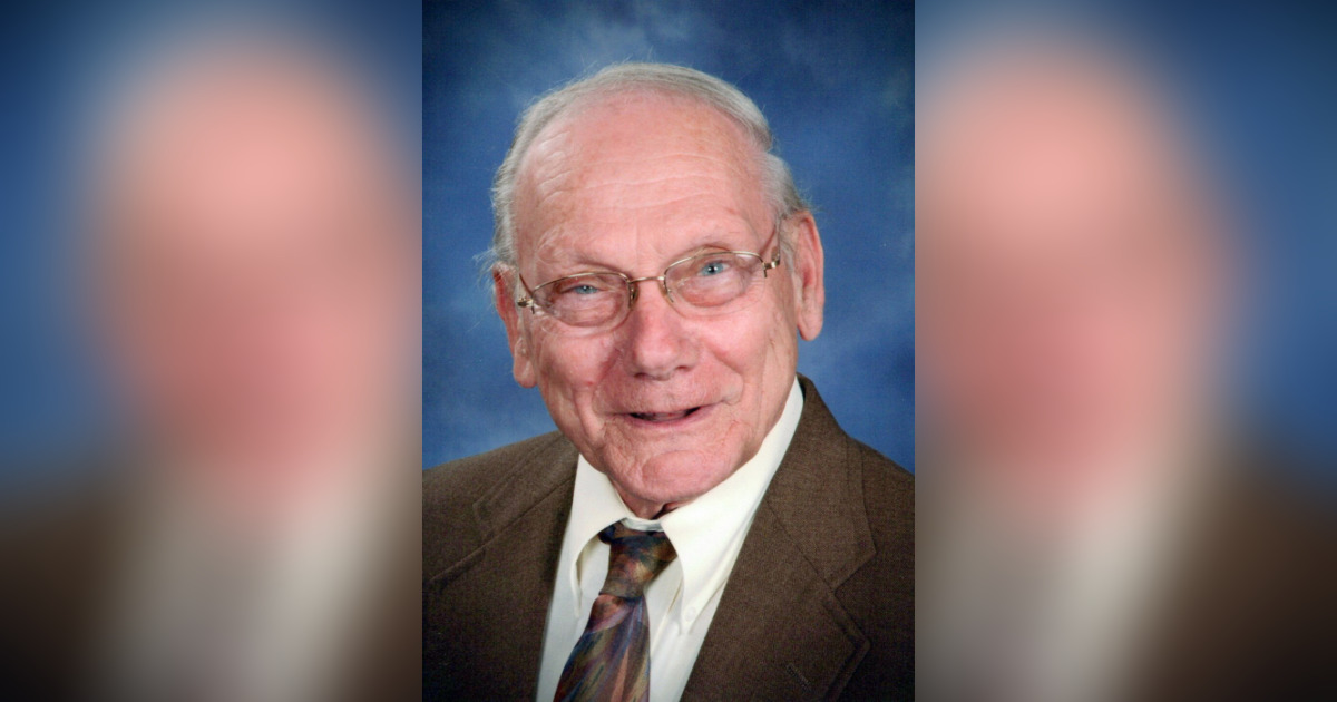 Robert "Bob" Dickelman