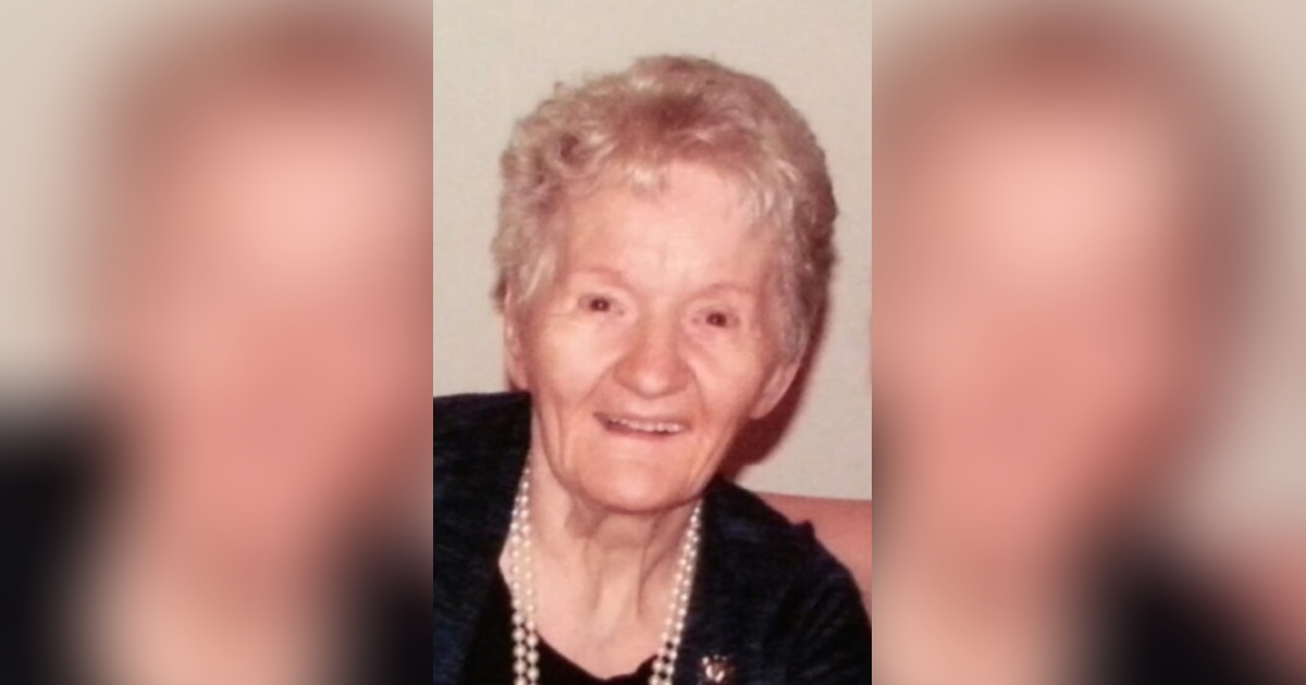 Iris Brown Obituary November 6, 2022 Camrose, AB