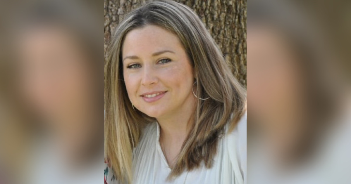 Kelli Meyers Obituary October 27, 2023 Hawkins Funeral Homes