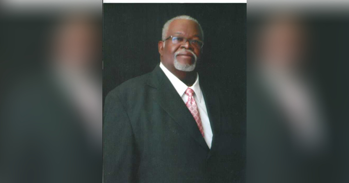 Sr. Mr. James Bailey