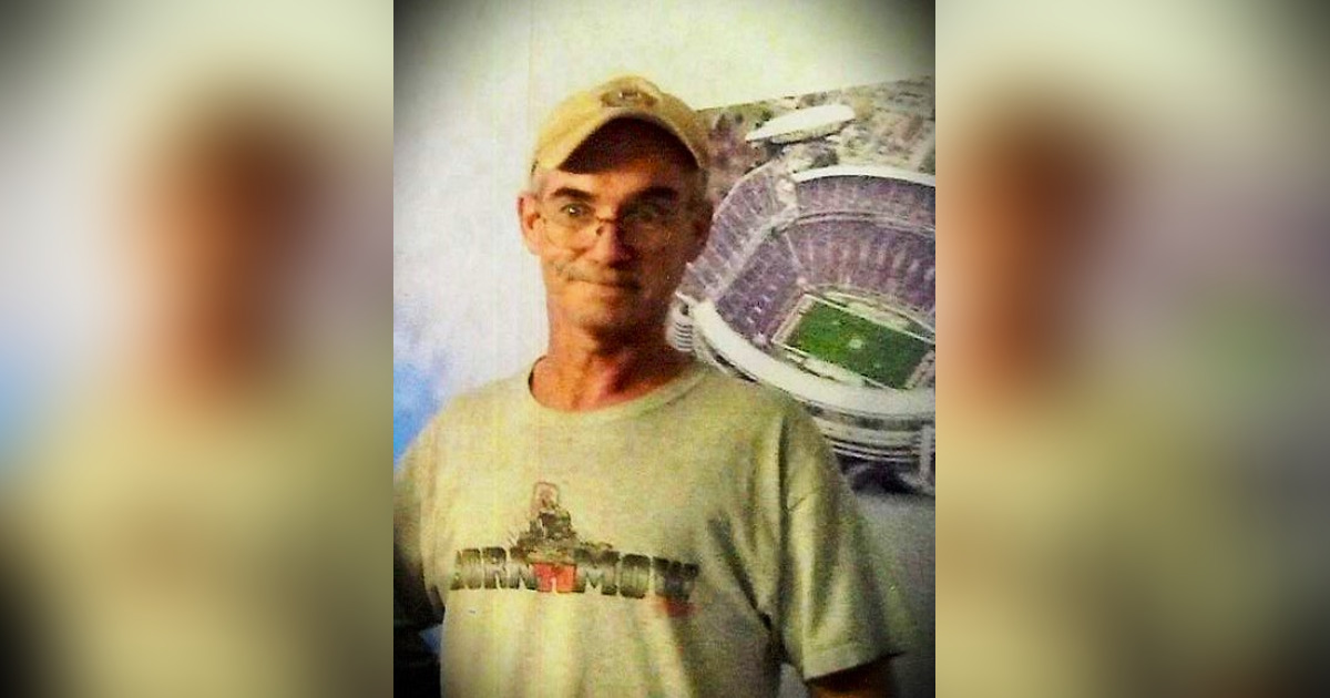 Robert "Bobby" Lee Folds