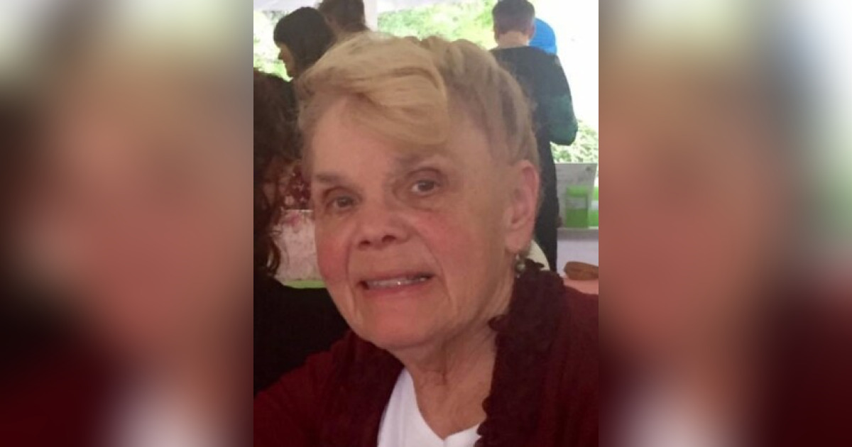 Obituary for Linda M. (Larosa) Barry Barry J. Farrell Funeral Home
