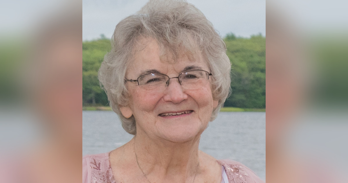 Sylvia Macneil