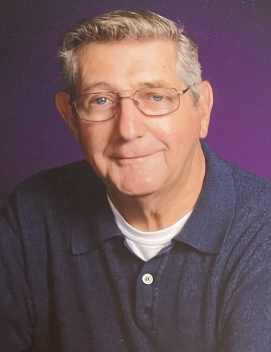 Obituary for Rholand Francis Thompson Toedtmann & Grosse Funeral Home